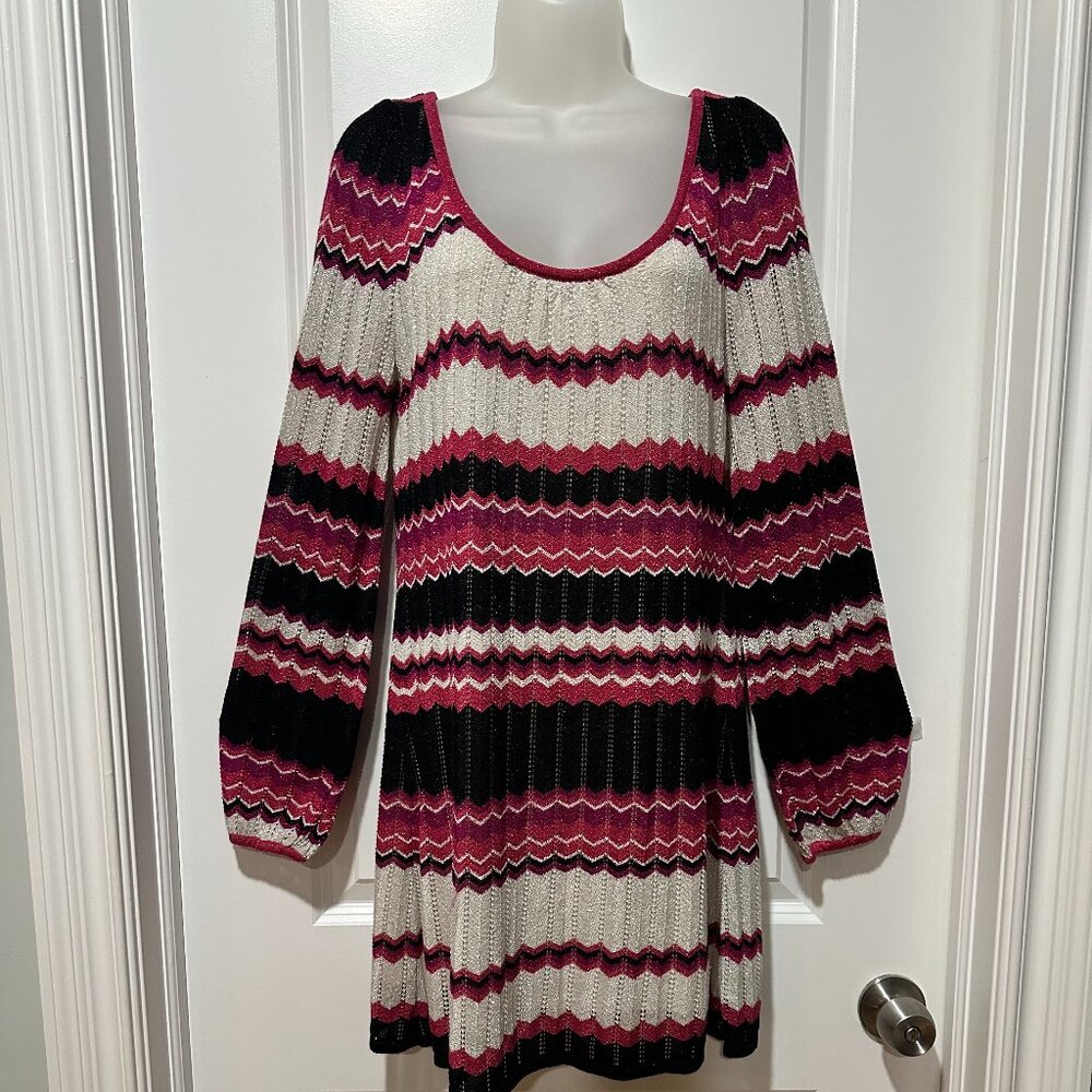 Vintage bebe Long Sleeve Mini w/Metallic Thread, Size L (NWOT)